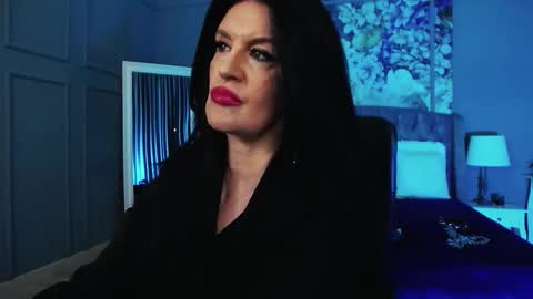 Dom Melisa online show from December 3, 2025, 9:57 pm