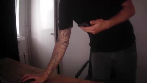 Snapshot of donn053 chatting on September 10, 2025, 5:35 pm Papi online show from September 10, 2025, 5:35 pm