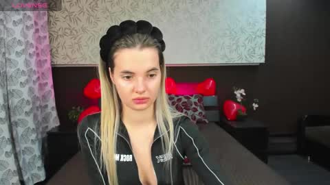 Donna On GMT2 Mon-Fri 3-9 AM online show from February 22, 2025, 3:34 am