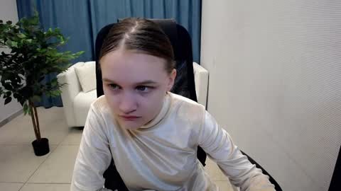 Sia online show from May 24, 2026, 6:29 am