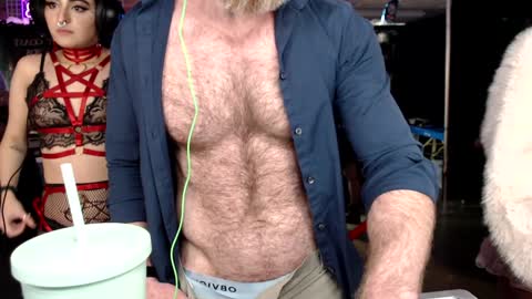 Donny online show from February 2, 2025, 1:34 am