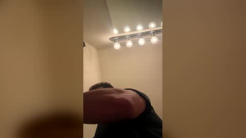 Snapshot of doodlez224472 chatting on December 23, 2025, 8:34 am doodlez224472 online show from December 23, 2025, 8:34 am