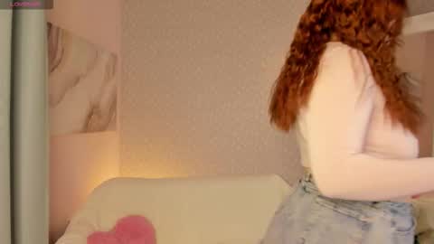 Dora EXOMI online show from November 19, 2025, 1:49 am