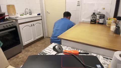 Snapshot of doriancretu95 chatting on December 13, 2024, 10:45 pm menu below online show from December 13, 2024, 10:45 pm