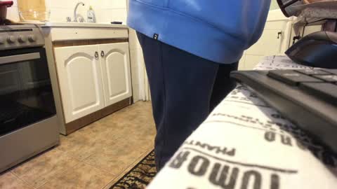 Snapshot of doriancretu95 chatting on December 16, 2024, 12:16 pm menu below online show from December 16, 2024, 12:16 pm