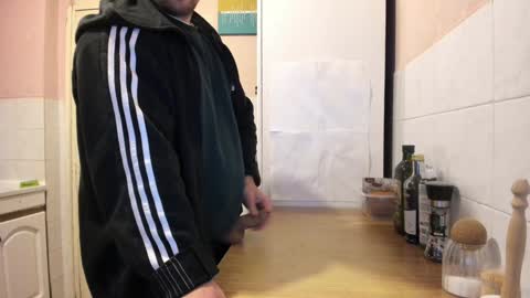 Snapshot of doriancretu95 chatting on January 24, 2025, 10:43 am menu below online show from January 24, 2025, 10:43 am