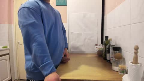 Snapshot of doriancretu95 chatting on January 28, 2025, 6:39 pm menu below online show from January 28, 2025, 6:39 pm