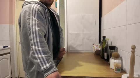 Snapshot of doriancretu95 chatting on February 10, 2025, 7:26 am menu below online show from February 10, 2025, 7:26 am