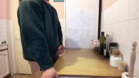 Snapshot of doriancretu95 chatting on February 12, 2025, 1:16 pm menu below online show from February 12, 2025, 1:16 pm