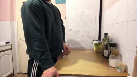 Snapshot of doriancretu95 chatting on February 28, 2025, 7:14 pm menu below online show from February 28, 2025, 7:14 pm