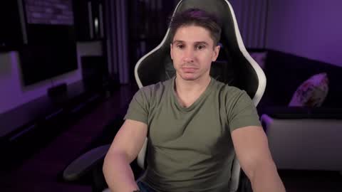 Dorian Reyes online show from January 21, 2025, 5:05 am