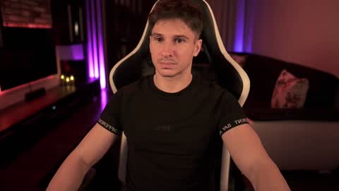 Dorian Reyes online show from January 31, 2025, 11:56 pm