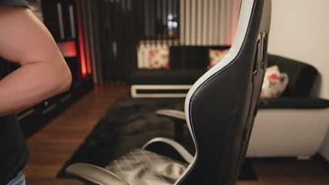 Dorian Reyes online show from December 4, 2025, 12:31 am