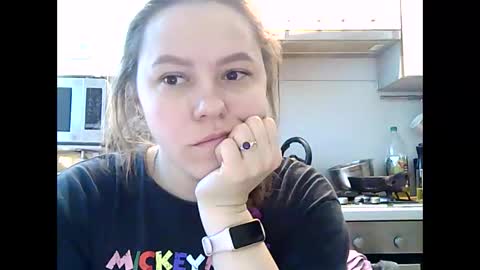 Snapshot of dorrie_ann chatting on January 1, 2025, 6:26 am Dorrie Ann online show from January 1, 2025, 6:26 am