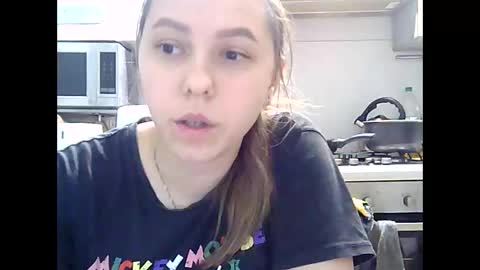 Snapshot of dorrie_ann chatting on January 2, 2025, 8:24 pm Dorrie Ann online show from January 2, 2025, 8:24 pm