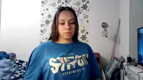 Snapshot of dorrie_ann chatting on February 22, 2025, 4:09 pm Dorrie Ann online show from February 22, 2025, 4:09 pm