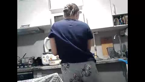 Snapshot of dorrie_ann chatting on October 5, 2025, 2:15 pm Dorrie Ann online show from October 5, 2025, 2:15 pm