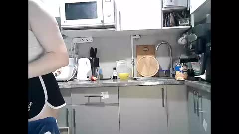 Snapshot of dorrie_ann chatting on October 19, 2025, 5:41 am Dorrie Ann online show from October 19, 2025, 5:41 am