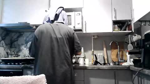 Dorrie Ann online show from March 24, 2026, 4:28 am