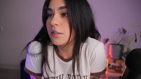 Sara online show from September 26, 2025, 1:20 am