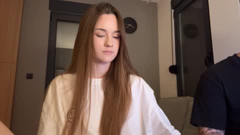 Snapshot of double_sun chatting on September 20, 2025, 9:38 pm Alice and Mark online show from September 20, 2025, 9:38 pm