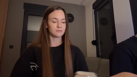 Snapshot of double_sun chatting on September 21, 2025, 10:00 pm Alice and Mark online show from September 21, 2025, 10:00 pm