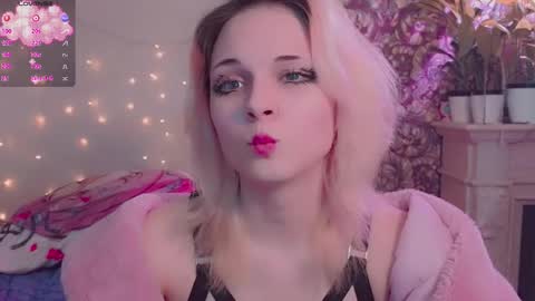 Angie online show from November 1, 2025, 2:13 am