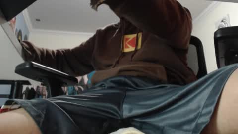 douglas_drake online show from March 11, 2025, 2:10 am