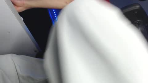 douglas_drake online show from November 18, 2025, 1:33 am