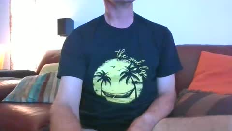 downundercock22 online show from October 22, 2025, 10:48 am