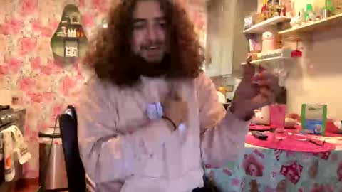 Dpenguino online show from January 8, 2026, 4:42 pm