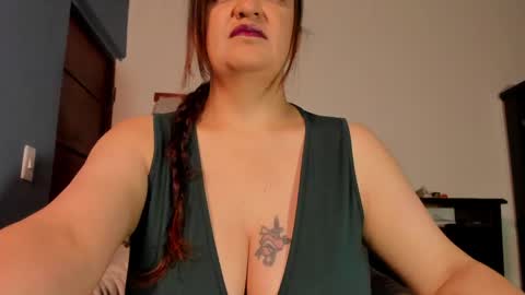 Gabrielle online show from May 19, 2026, 4:19 am