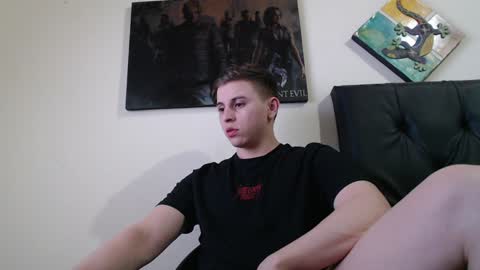 Snapshot of draco_boy2000 chatting on December 9, 2024, 7:07 pm draco_boy2000 online show from December 9, 2024, 7:07 pm