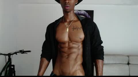 Snapshot of drake_brown_23 chatting on April 19, 2026, 12:04 pm Drake 23 online show from April 19, 2026, 12:04 pm