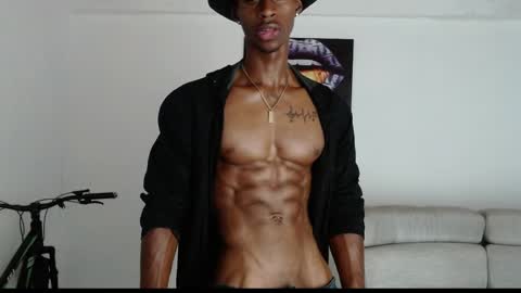 Snapshot of drake_brown_23 chatting on May 20, 2026, 7:03 am Drake 23 online show from May 20, 2026, 7:03 am
