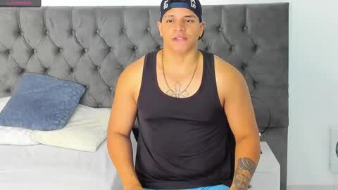 Snapshot of drakesmith01 chatting on March 12, 2025, 12:26 pm Drake Smith online show from March 12, 2025, 12:26 pm