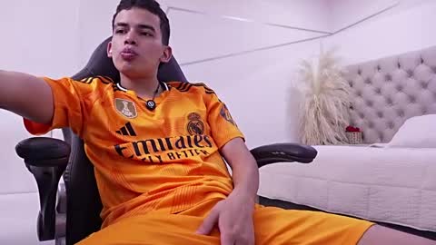 Drako online show from April 1, 2026, 8:39 pm