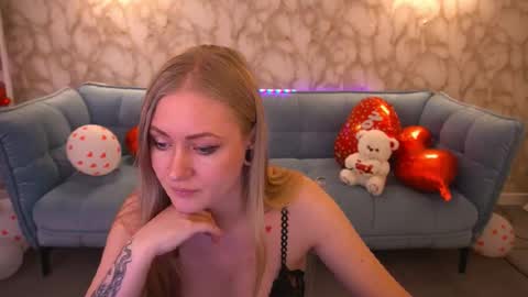 Snapshot of dramaquenn chatting on February 15, 2026, 6:54 am Lina online show from February 15, 2026, 6:54 am