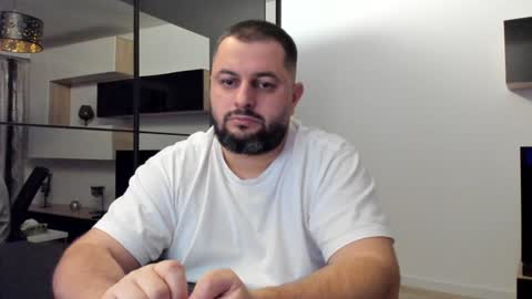 Draven A online show from February 6, 2025, 6:46 pm