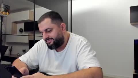 Draven A online show from February 12, 2025, 4:01 am