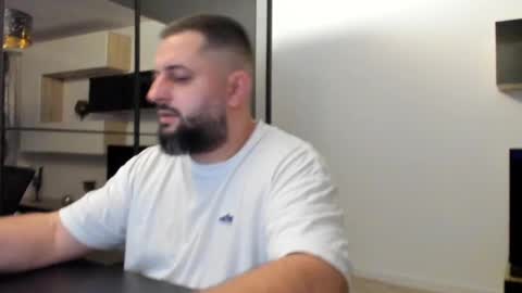 Draven A online show from March 4, 2025, 6:18 pm