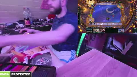 drawingcock online show from January 21, 2025, 7:06 pm