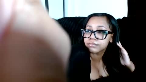 Snapshot of drayanicole1 chatting on October 16, 2025, 12:39 pm Draya Nicole online show from October 16, 2025, 12:39 pm
