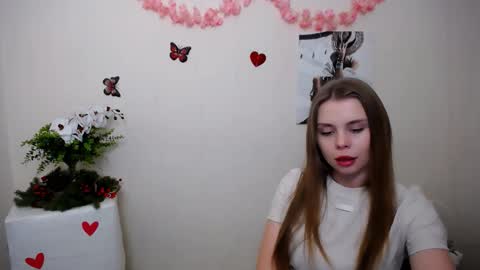 Mari online show from March 31, 2026, 6:25 am