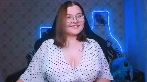 dreamforyoue2 online show from September 27, 2025, 3:39 pm