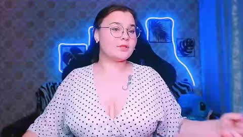 dreamforyoue2 online show from October 22, 2025, 7:13 pm