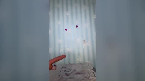 Karina online show from January 5, 2026, 6:44 pm