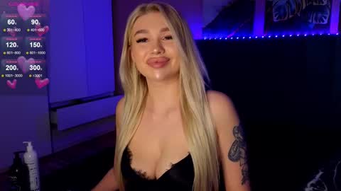 Snapshot of dreamkisslove chatting on March 8, 2026, 5:00 am Mila online show from March 8, 2026, 5:00 am