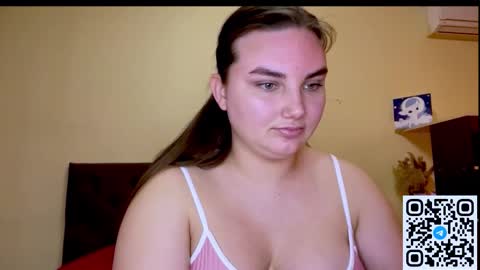 Mila online show from March 15, 2026, 3:51 pm