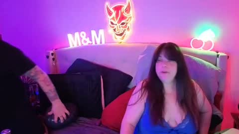 DreamyCouple01 online show from May 12, 2026, 5:59 am